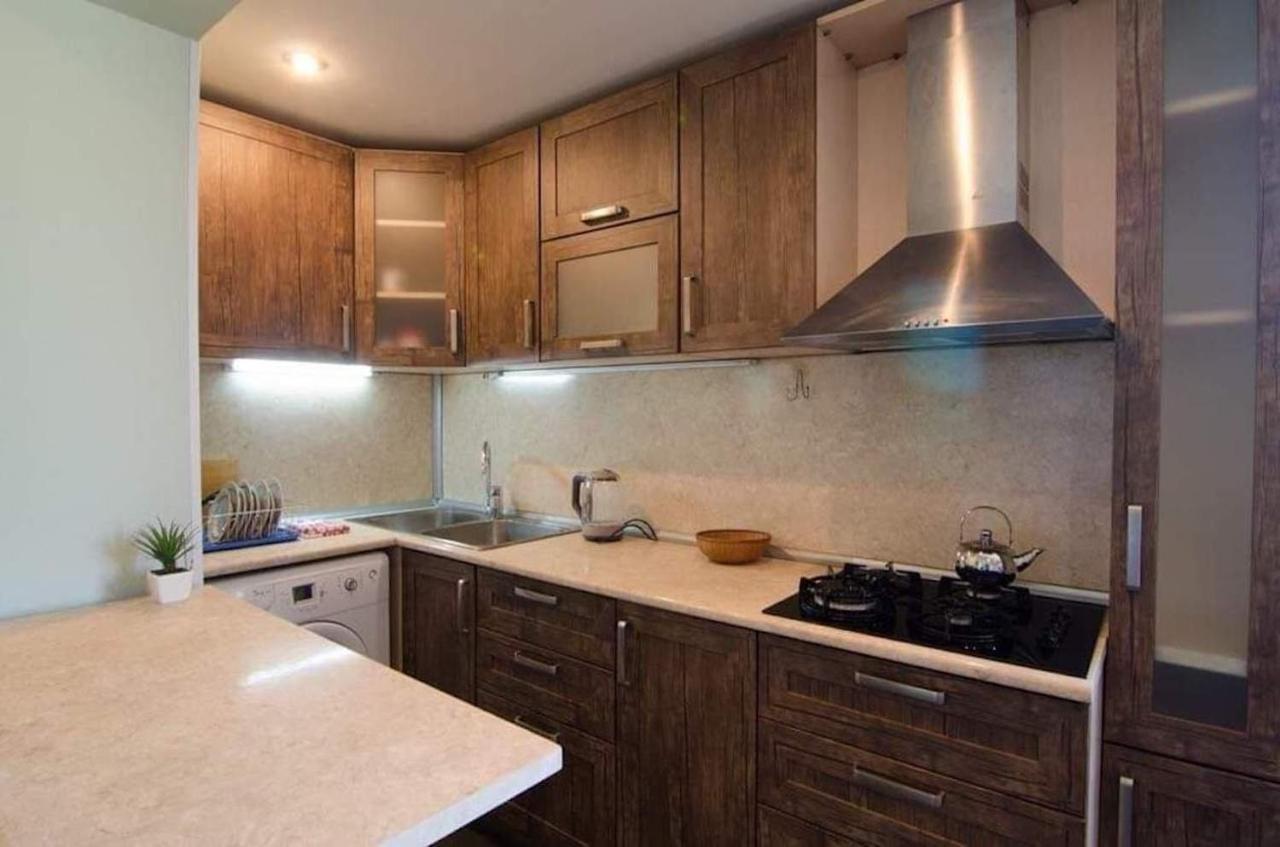 Georges Apartment ティビリシ エクステリア 写真